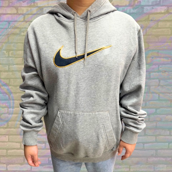 [SOLD] Retro Nike Large Centre Swoosh Embroidered Hoodie - Picture 1 of 3